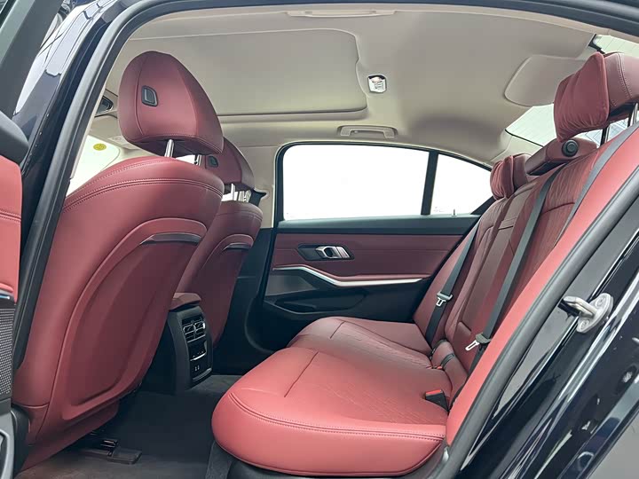 BMW i3 2025 2025款 eDrive 40 L 曜夜套装