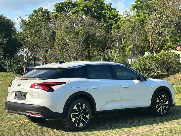 Citroen C5 X 2021 2021款 1.6T 享不凡