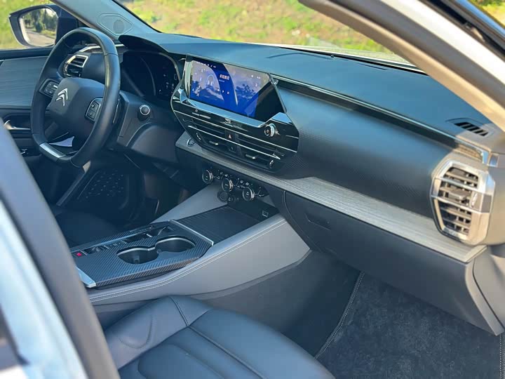 Citroen C5 X 2021 2021款 1.6T 享不凡