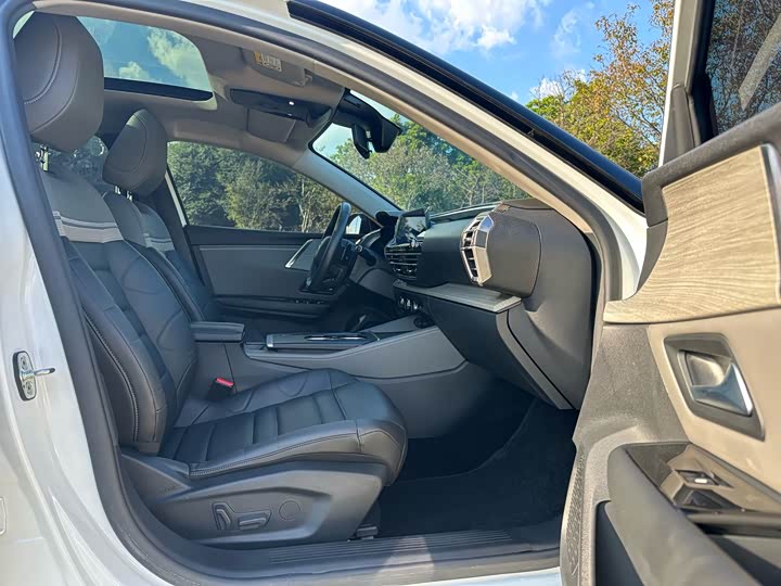 Citroen C5 X 2021 2021款 1.6T 享不凡