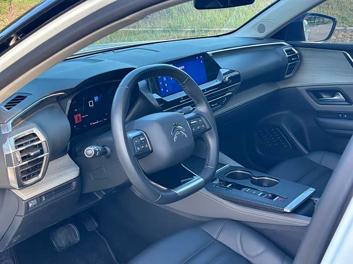 Citroen C5 X 2021 2021款 1.6T 享不凡