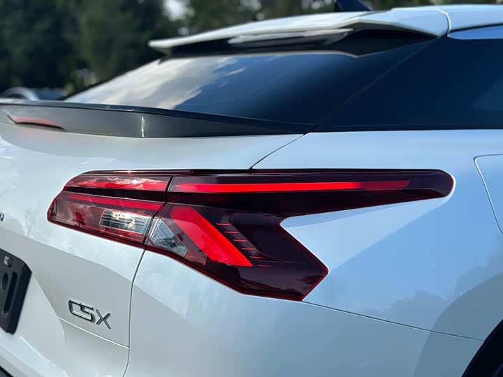 Citroen C5 X 2021 2021款 1.6T 享不凡