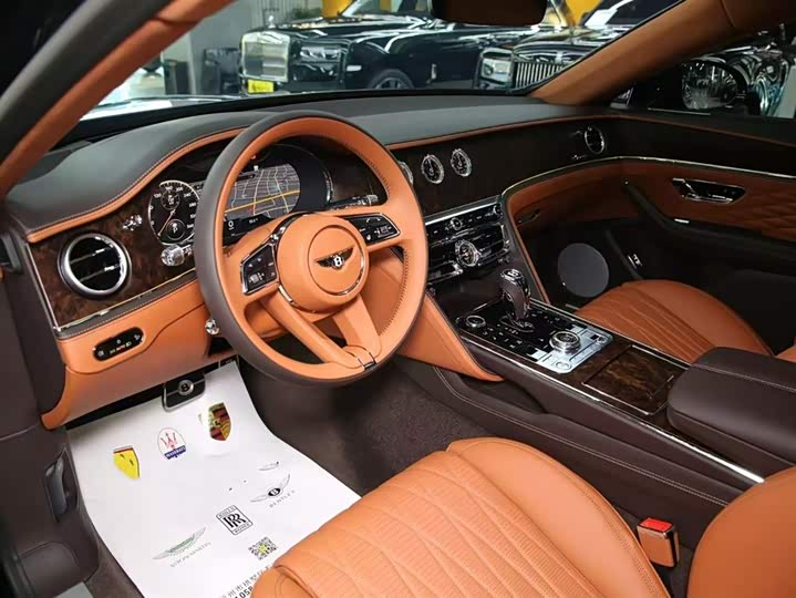 Bentley Flying Spur 2023 2023款 4.0T V8 雅度版