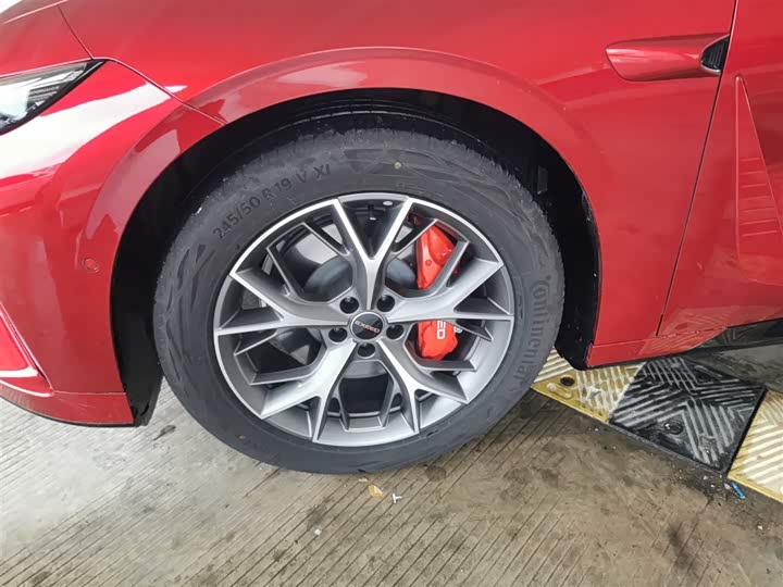 Exeed Sterra ES 2025 2025款 纯电 Pro四驱 77kWh