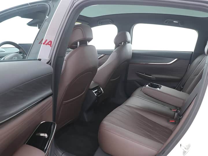 Changan Qiyuan (Nevo) A07 2025 2025款 蓝鲸纯电版 710旗舰型