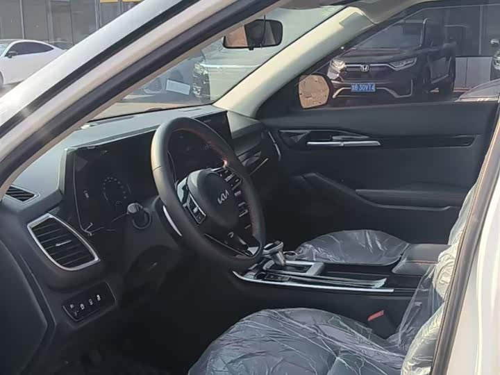 Kia KX3 2021 2021款 1.5L CVT潮流版