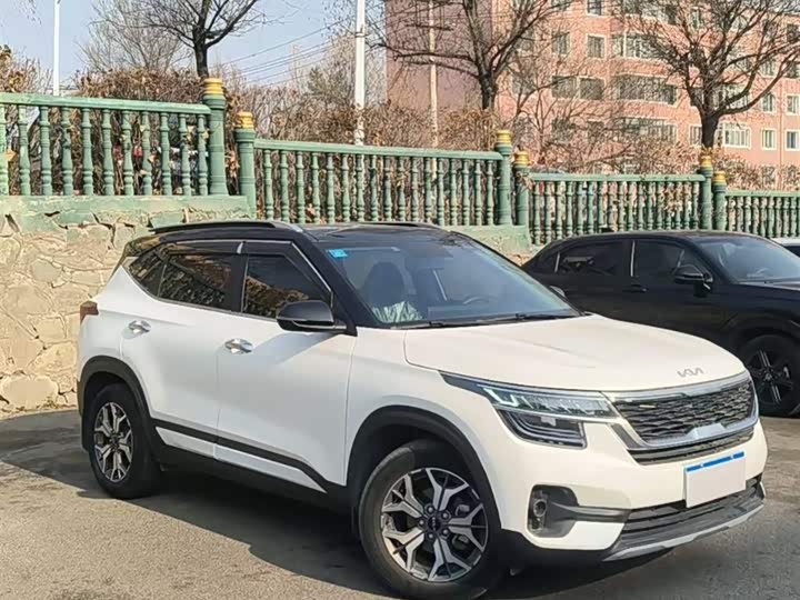 Kia KX3 2021 2021款 1.5L CVT潮流版