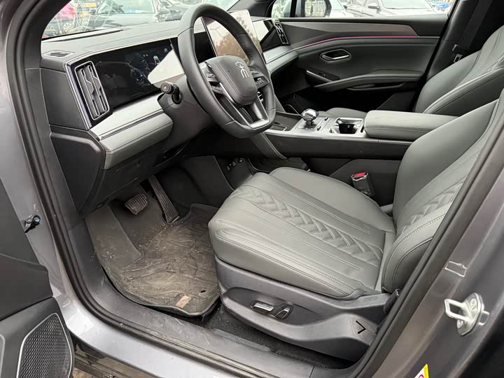 BYD Song L DM-i Hybrid 2025 2025款 智驾版 112km 超越型