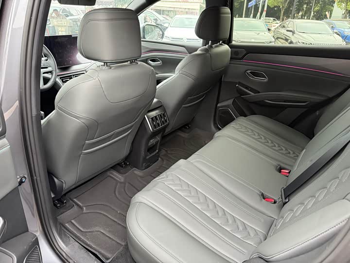 BYD Song L DM-i Hybrid 2025 2025款 智驾版 112km 超越型