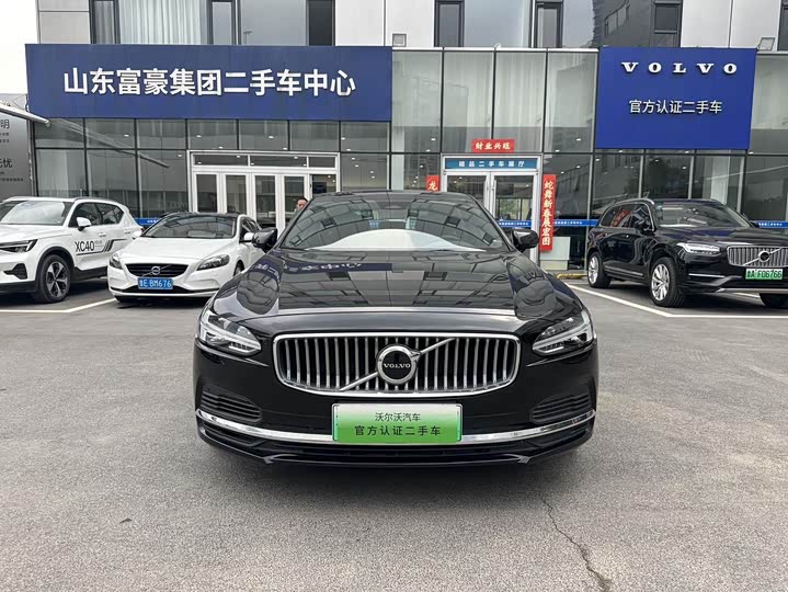 Volvo S90 Hybrid 2024 2024款 插电式混动 四驱长续航智逸豪华版