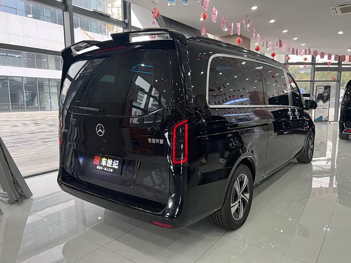 Mercedes-Benz Vito 2024 2024款 2.0T 精英版 7座
