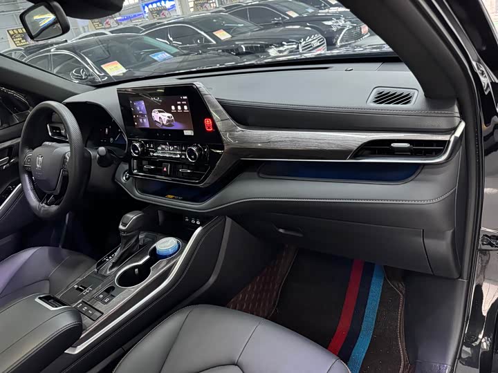 Toyota Crown Kluger 2024 2024款 2.5L HEV四驱豪华版