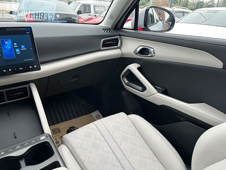 BYD Yuan Up 2025 2025款 智驾版 401KM 活力版