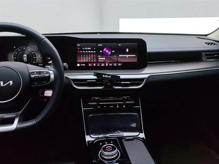 Kia K5 2021 2021款 270T CVVD 时尚版