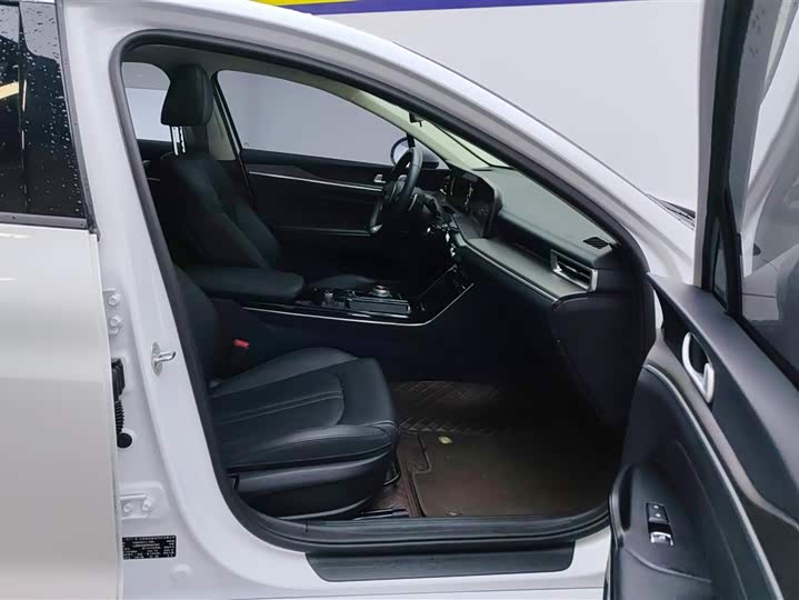 Kia K5 2021 2021款 270T CVVD 时尚版