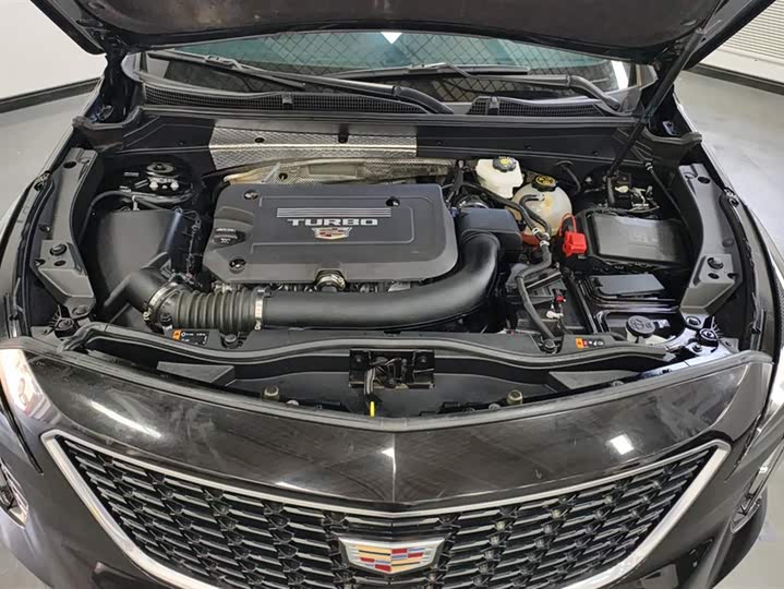 Cadillac XT4 2022 2022款 28T 两驱豪华型