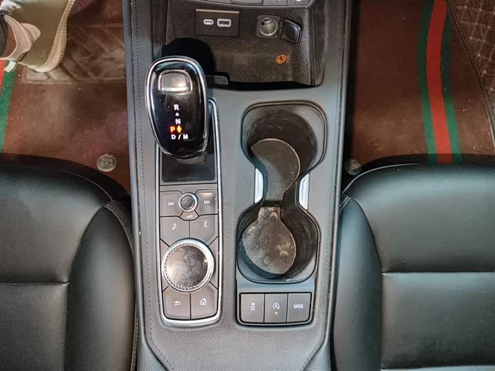 Cadillac XT4 2022 2022款 28T 两驱豪华型