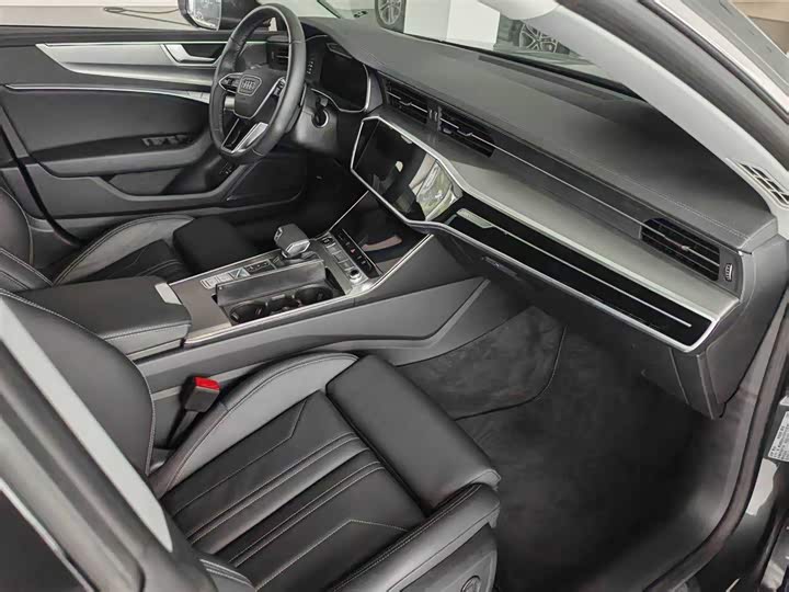 Audi A7 2024 2024款 45 TFSI 臻选型