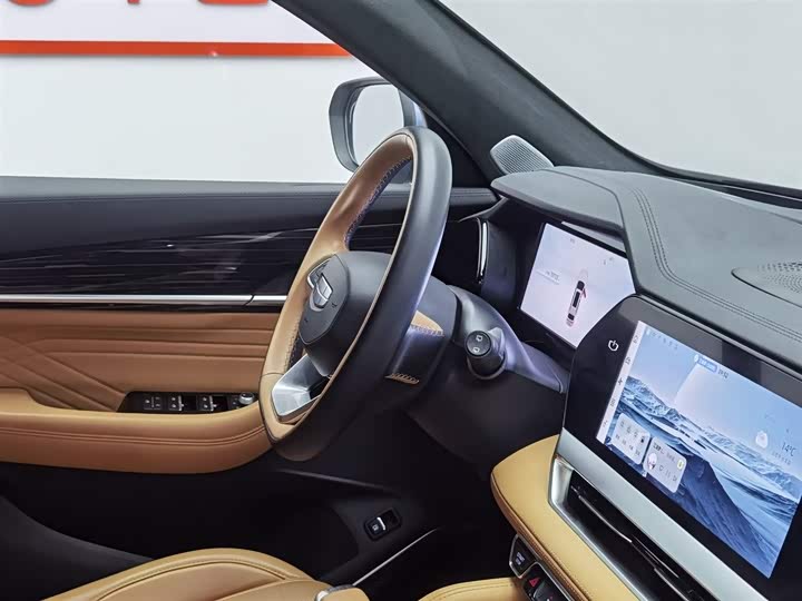 Geely Monjaro L Hybrid 2022 2022款 1.5T DHT增程电动旗舰版