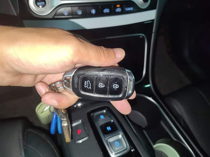 Hyundai Santa Fe 2020 2020款 380 TGDi 自动两驱GLS豪华版