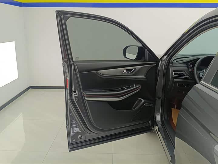 Changan CS75 2023 2023款 畅享版 1.5T DCT豪华版