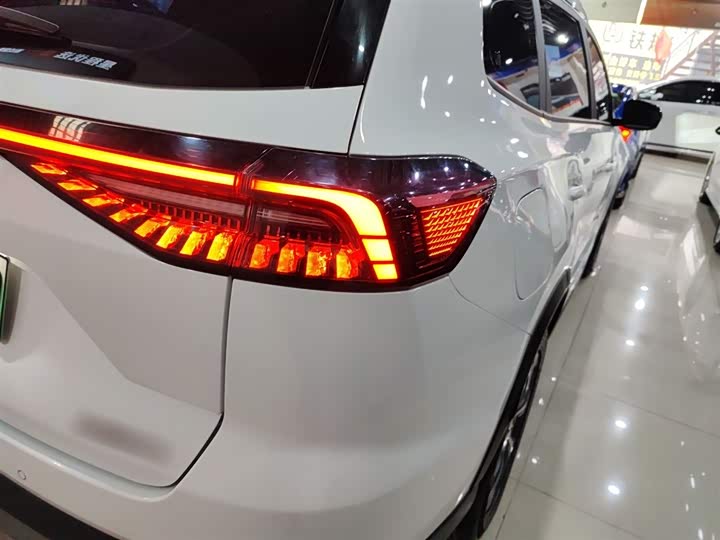 Chery Tiggo 8 Pro Hybrid 2023 2023款 冠军版 1.5T 100km 荣耀版