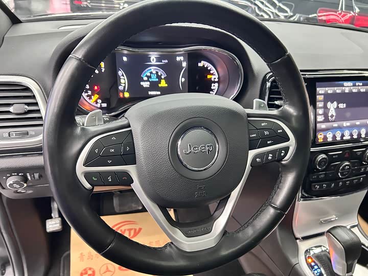 Jeep Grand Cherokee 2021 2021款 3.0L 80周年纪念版