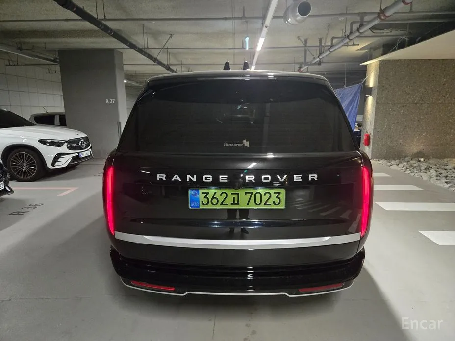 Land Rover Range Rover 2022 P550E AB