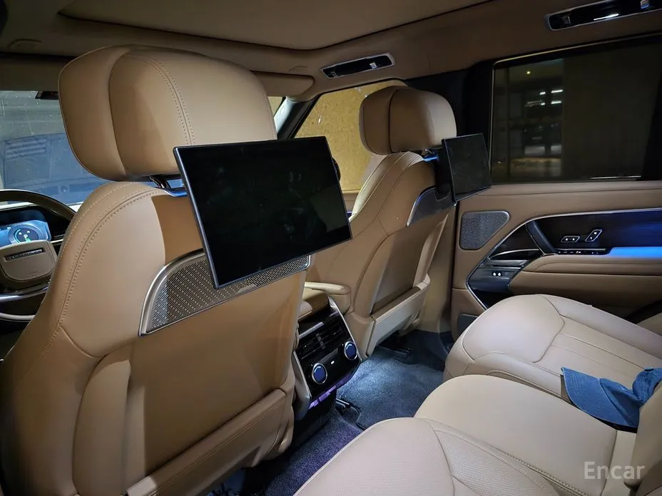 Land Rover Range Rover 2022 P550E AB