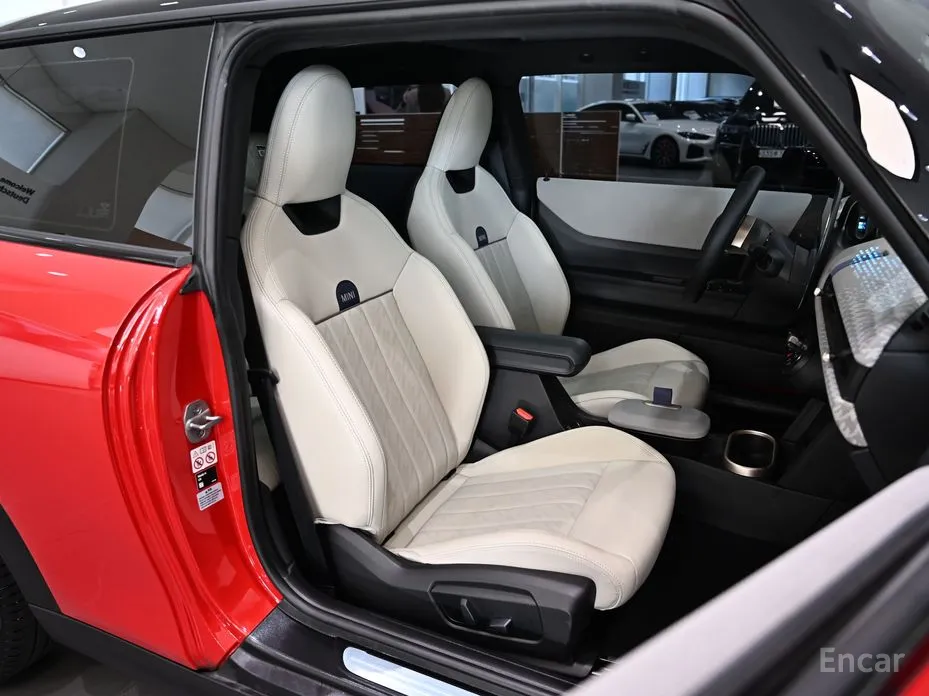 Mini Cooper 2024 Favoured