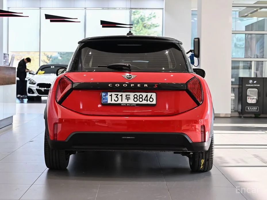 Mini Cooper 2024 Favoured