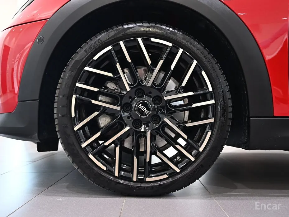 Mini Cooper 2024 Favoured