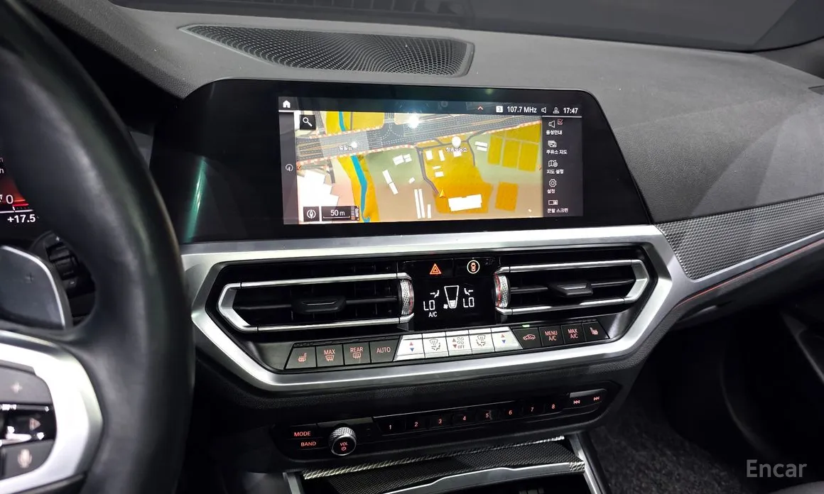 BMW 3 Series 2019 320i M Sport