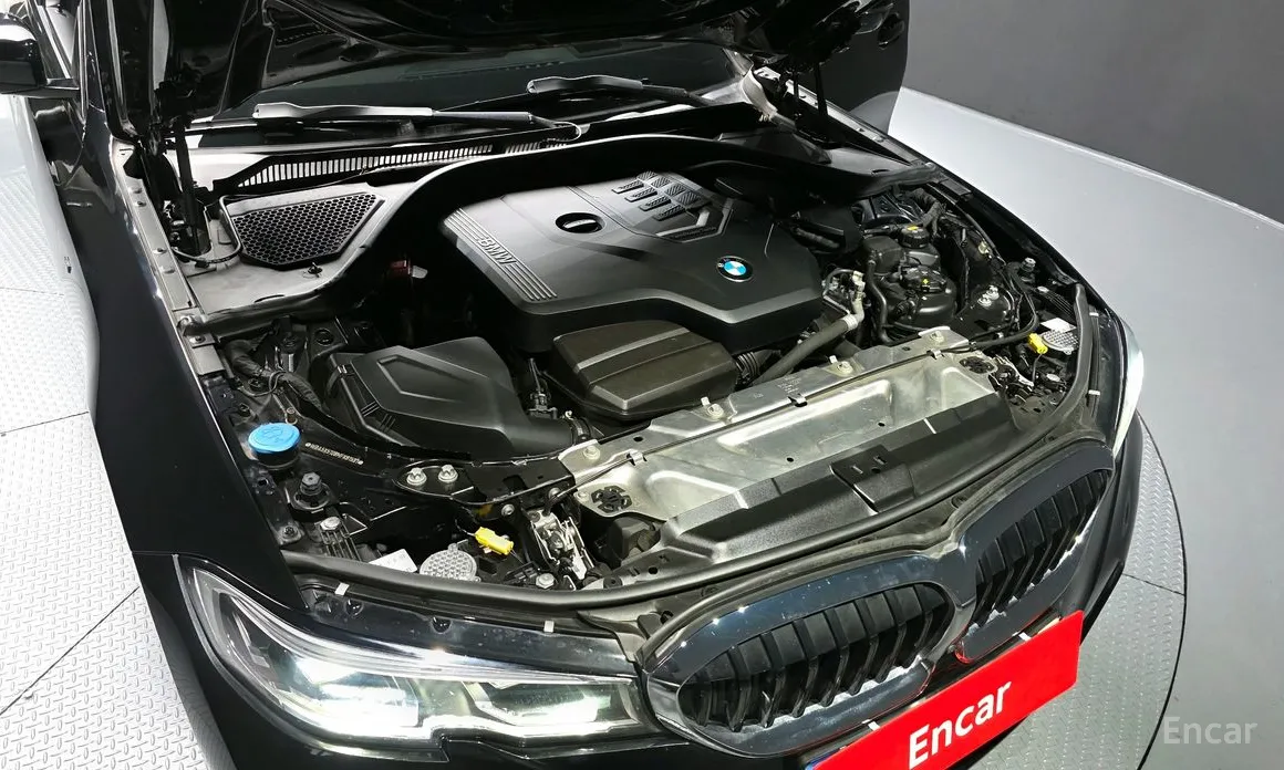 BMW 3 Series 2019 320i M Sport