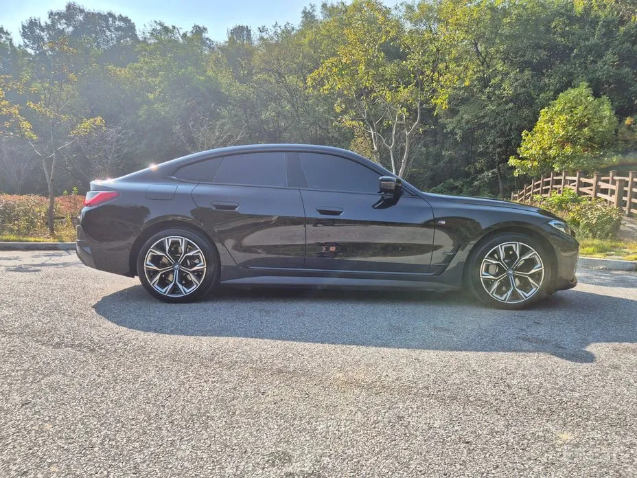 BMW i4 2021 eDrive40 M Sports