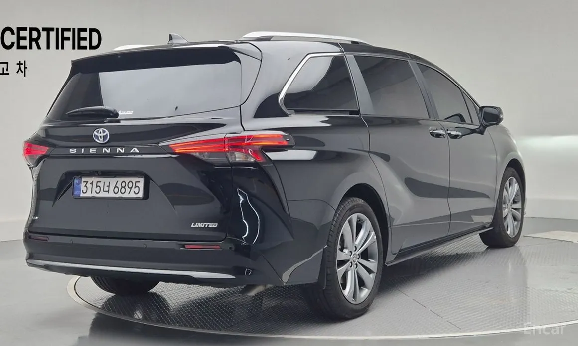 Toyota Sienna 2020 2.5 Hybrid 2WD