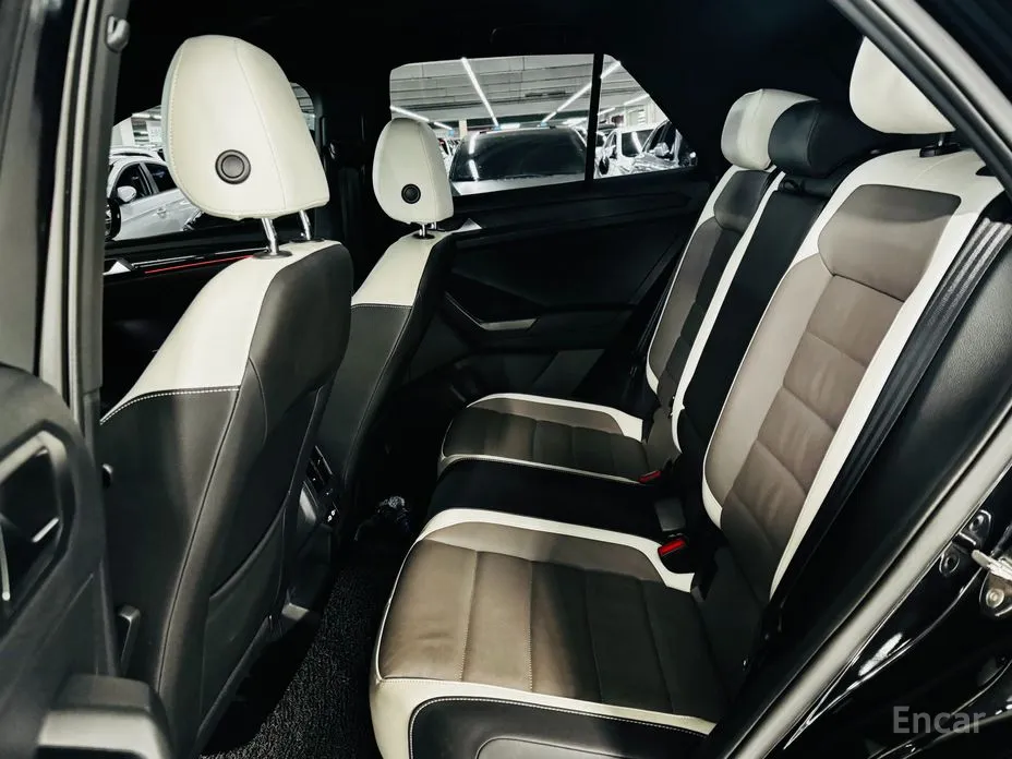 Volkswagen T-Roc 2021 2.0 TDI Premium