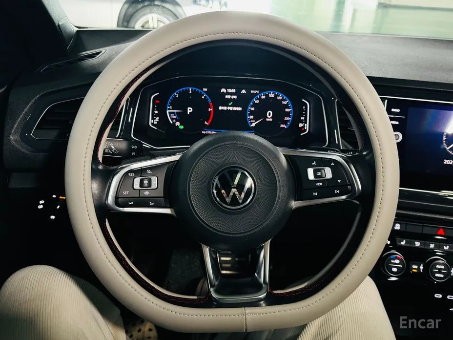 Volkswagen T-Roc 2021 2.0 TDI Premium