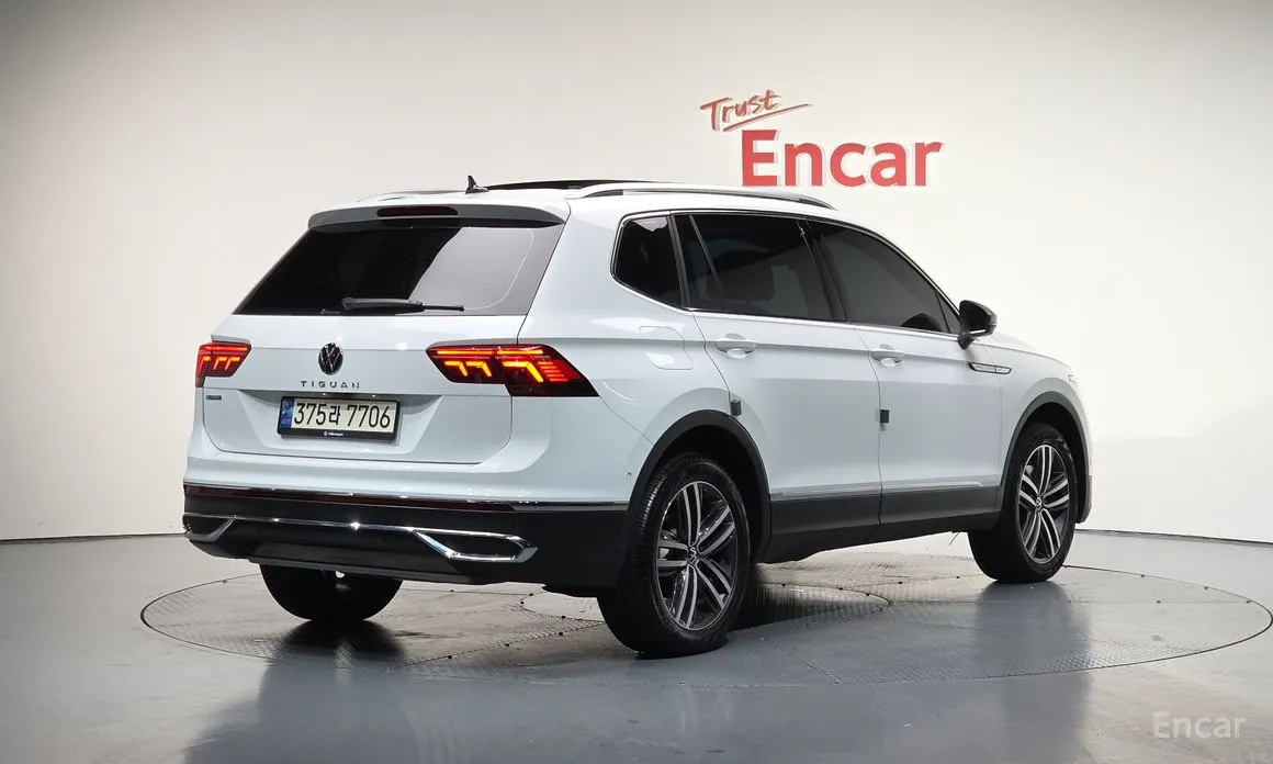 Volkswagen Tiguan 2018 2.0 TSI Prestige