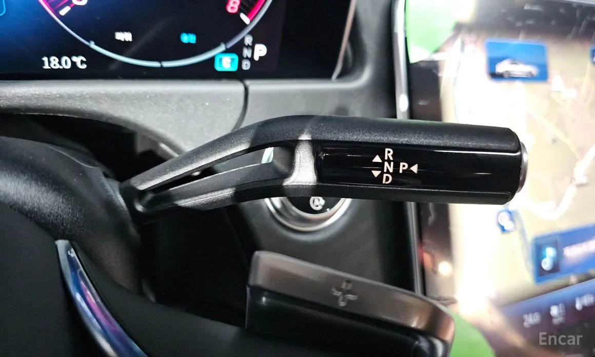 Mercedes-Benz E-Class 2024 E200 Avantgarde