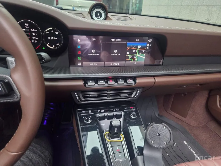 Porsche 911 2019 Carrera 4 GTS Cabriolet