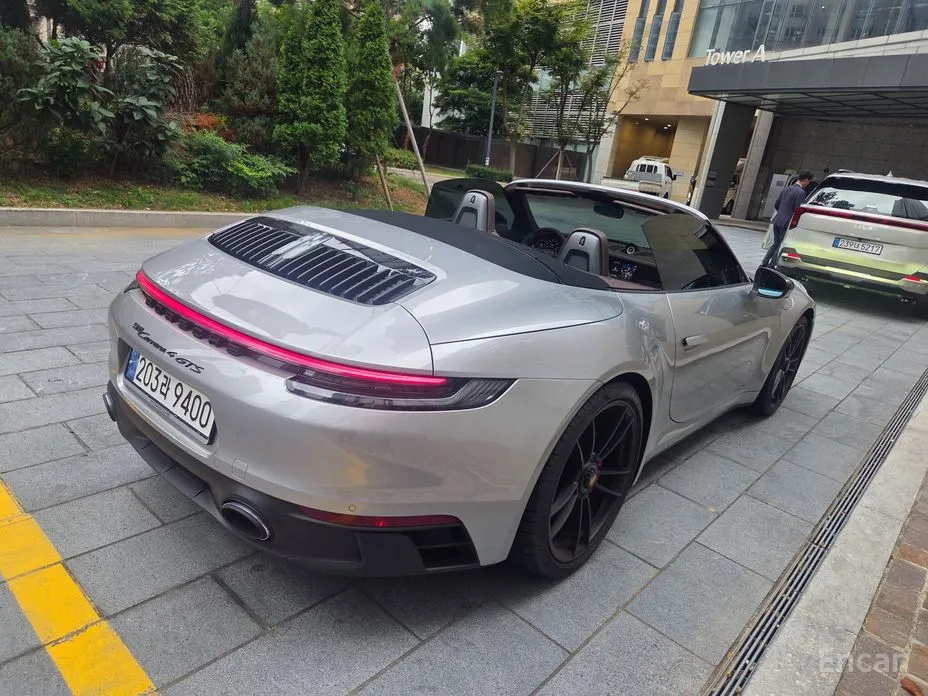 Porsche 911 2019 Carrera 4 GTS Cabriolet