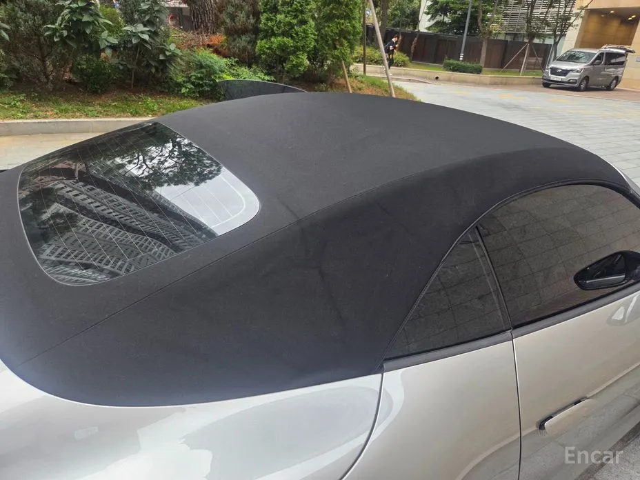 Porsche 911 2019 Carrera 4 GTS Cabriolet