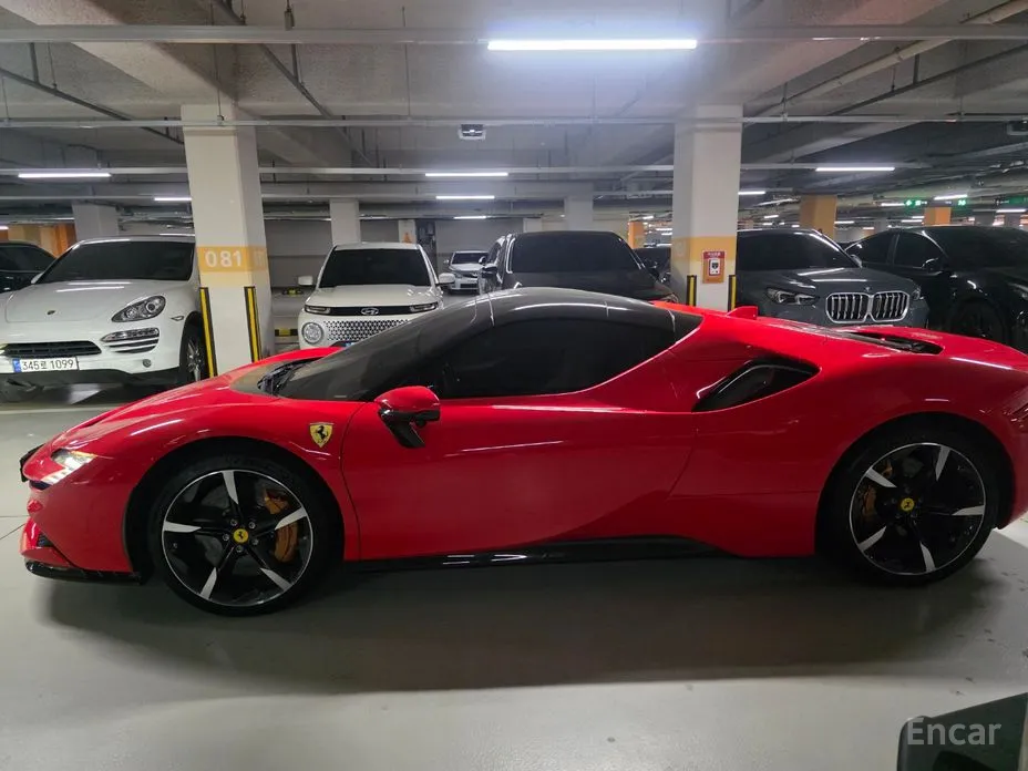 Ferrari SF90 2021 4.0