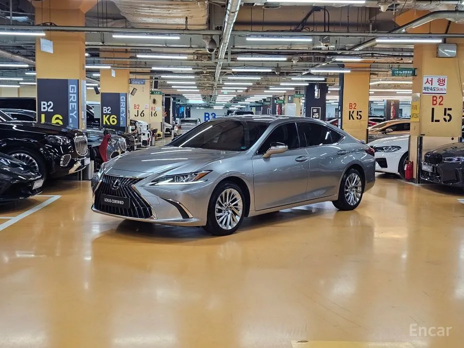 Lexus ES 2018 Luxury Plus