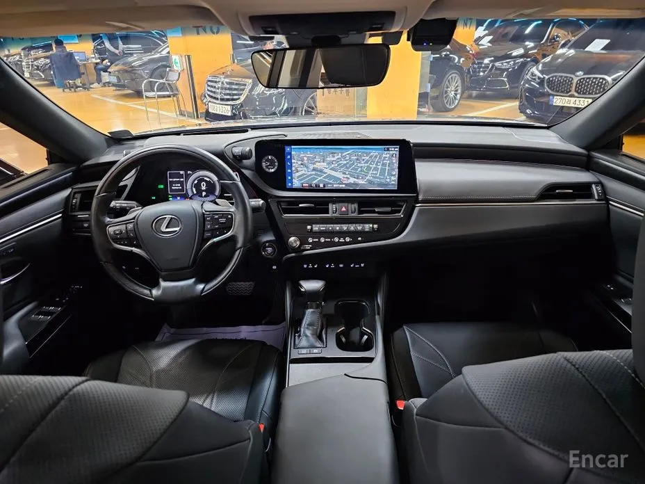 Lexus ES 2018 Luxury Plus