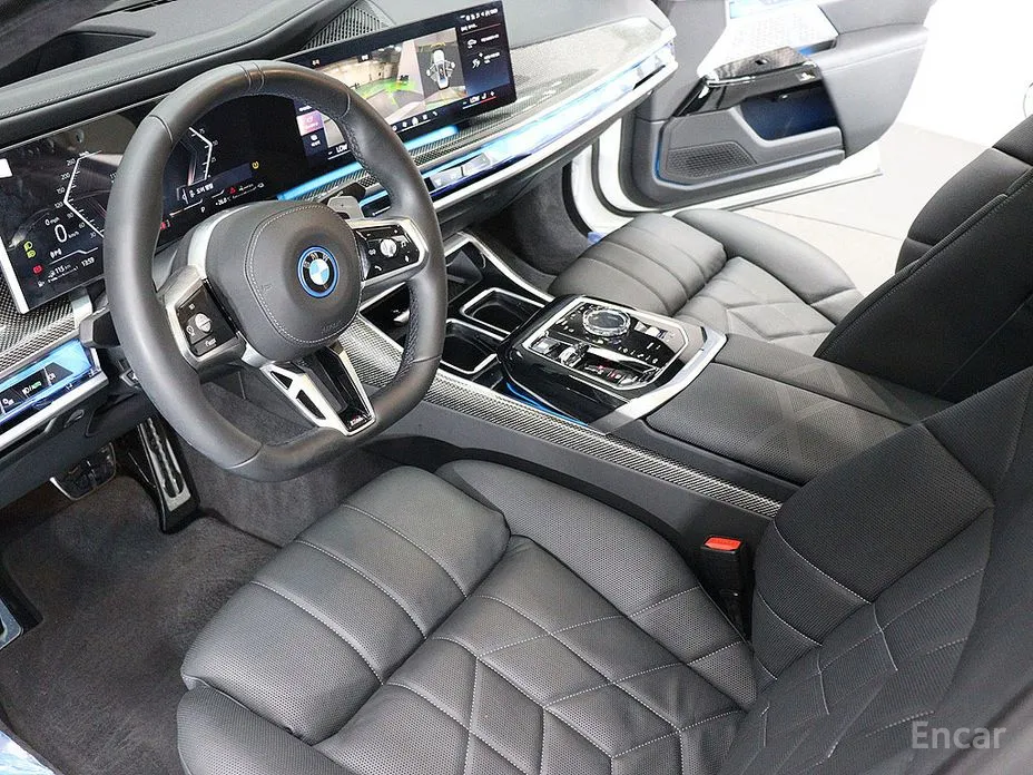BMW 7 Series 2022 750e xDrive M Sport