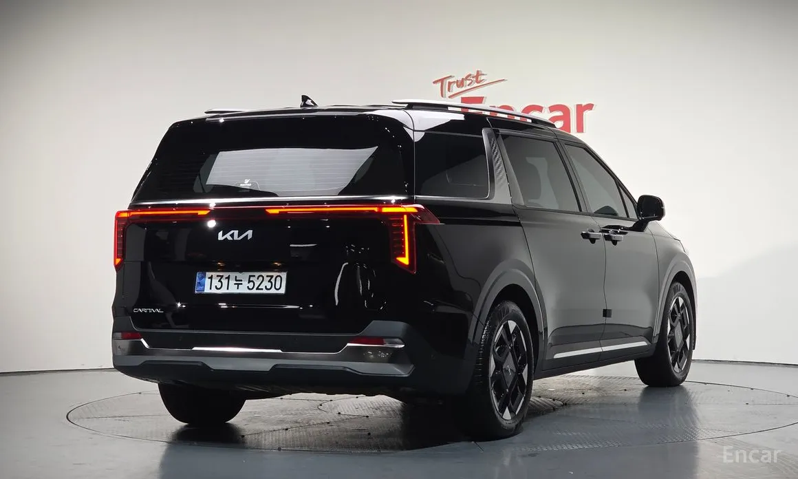 Kia Carnival 2023 Gasoline 9-Seater Signature