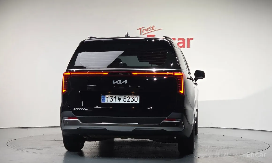 Kia Carnival 2023 Gasoline 9-Seater Signature