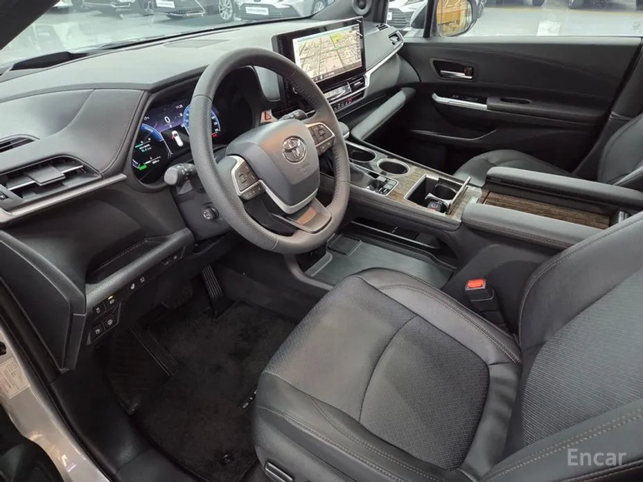 Toyota Sienna 2020 2.5 Hybrid 2WD